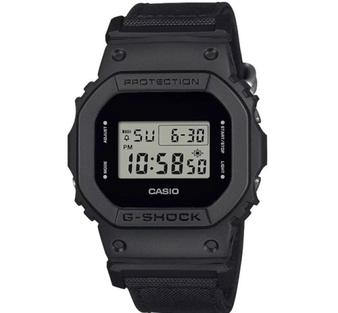 Купить Часы CASIO DW-5600BCE-1ER ⌚ Наручные часы на fabrikachasov.com ⭐ Бесплатная доставка по Украине от 3000 грн ✈ Гарантия ✔ 10.000 моделей часов лучших брендов!