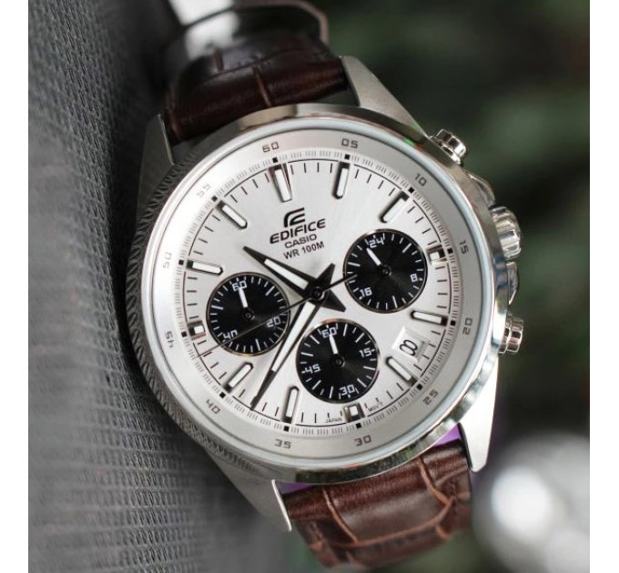 Купить Часы CASIO EFR-527L-7A ⌚ Наручные часы на fabrikachasov.com ⭐ Бесплатная доставка по Украине от 3000 грн ✈ Гарантия ✔ 10.000 моделей часов лучших брендов!