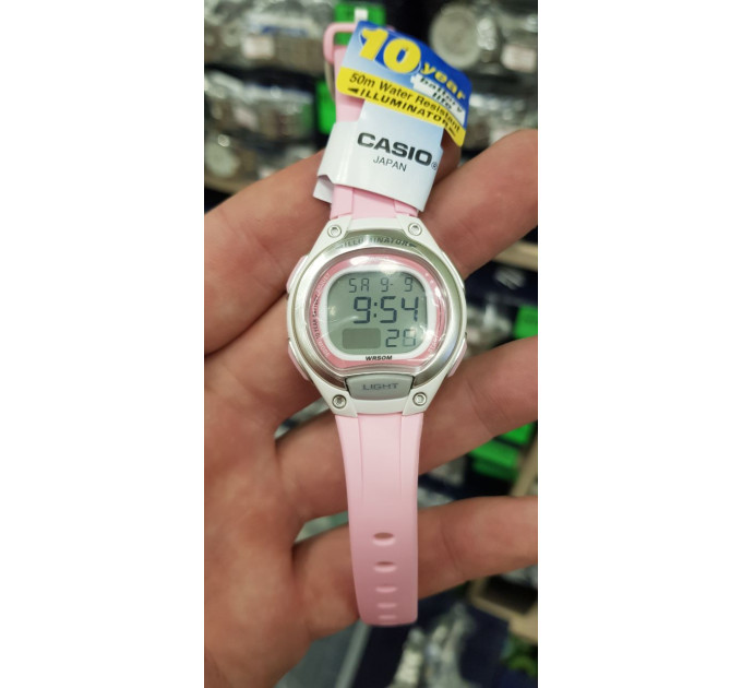 Купить Часы CASIO LW-203-4AVDF ⌚ Наручные часы на fabrikachasov.com ⭐ Бесплатная доставка по Украине от 3000 грн ✈ Гарантия ✔ 10.000 моделей. Скидки!