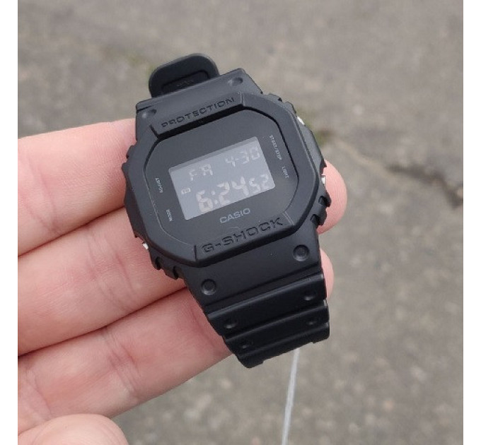 Купить Часы CASIO DW-5600BB-1ER ⌚ Наручные часы на fabrikachasov.com ⭐ Бесплатная доставка по Украине от 3000 грн ✈ Гарантия ✔ 10.000 моделей часов лучших брендов!