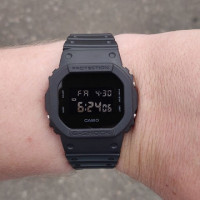 ГОДИННИК CASIO DW-5600BB-1ER