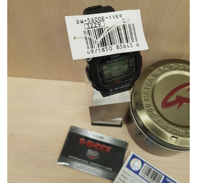 Купить Часы CASIO DW-5600E-1VER ⌚ Наручные часы на fabrikachasov.com ⭐ Бесплатная доставка по Украине от 3000 грн ✈ Гарантия ✔ 10.000 моделей. Скидки!