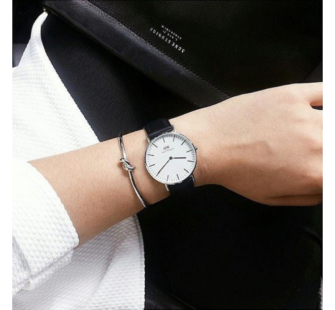 Купити ГОДИННИК DANIEL WELLINGTON DW00100241 ⌚ Наручні годинники на fabrikachasov.com ⭐ Безкоштовна доставка по Україні від 3000 грн ✈ Гарантія ✔ 10.000 моделей. Знижки!