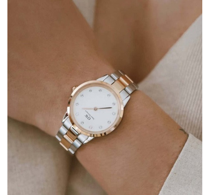 Купити ГОДИННИК DANIEL WELLINGTON DW00100216 ⌚ Наручні годинники на fabrikachasov.com ⭐ Безкоштовна доставка по Україні від 3000 грн ✈ Гарантія ✔ 10.000 моделей. Знижки!