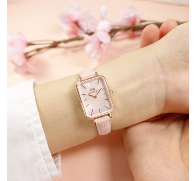 Купити ГОДИННИК DANIEL WELLINGTON DW00100216 ⌚ Наручні годинники на fabrikachasov.com ⭐ Безкоштовна доставка по Україні від 3000 грн ✈ Гарантія ✔ 10.000 моделей годинників кращих брендів!