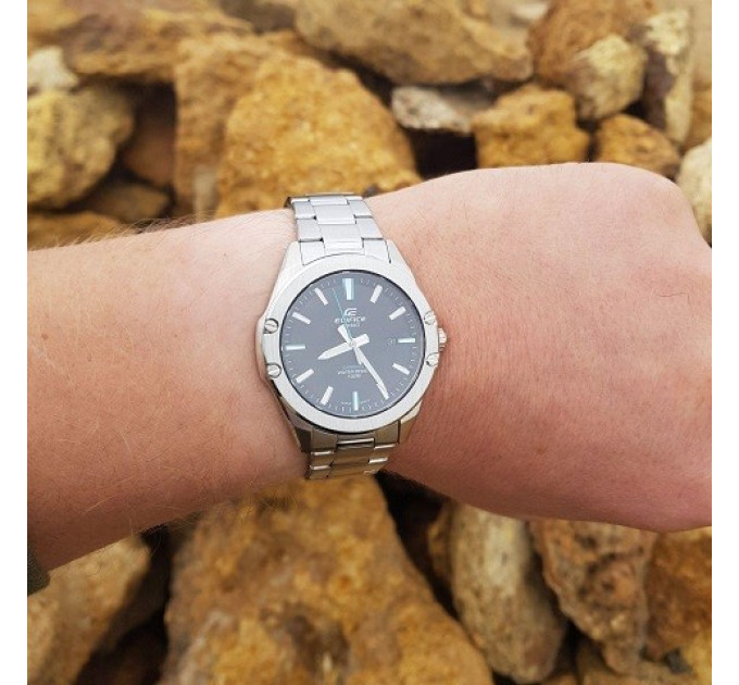 Купити ГОДИННИК CASIO EFR-S107D-1AVUEF ⌚ Наручні годинники на fabrikachasov.com ⭐ Безкоштовна доставка по Україні від 3000 грн ✈ Гарантія ✔ 10.000 моделей. Знижки!