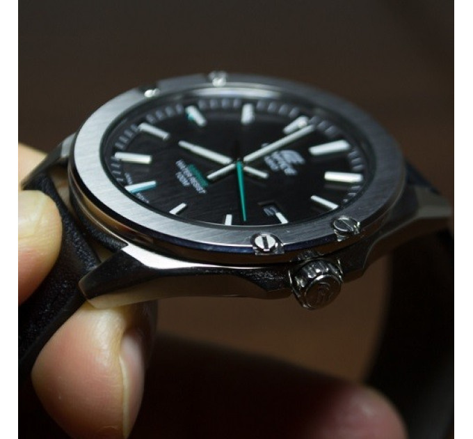Купити ГОДИННИК CASIO EFR-S107L-1AVUEF ⌚ Наручні годинники на fabrikachasov.com ⭐ Безкоштовна доставка по Україні від 3000 грн ✈ Гарантія ✔ 10.000 моделей. Знижки!