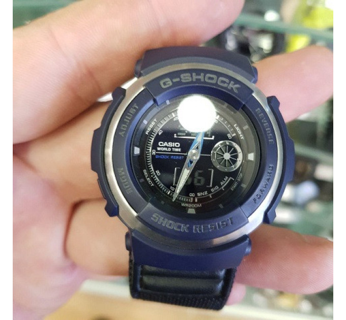 Купить Часы Casio G-303B-2AVER ⌚ Наручные часы на fabrikachasov.com ⭐ Бесплатная доставка по Украине от 3000 грн ✈ Гарантия ✔ 10.000 моделей. Скидки!