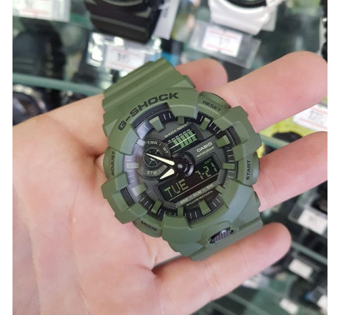 Купить Часы Casio GA-700UC-3AER ⌚ Наручные часы на fabrikachasov.com ⭐ Бесплатная доставка по Украине от 3000 грн ✈ Гарантия ✔ 10.000 моделей. Скидки!