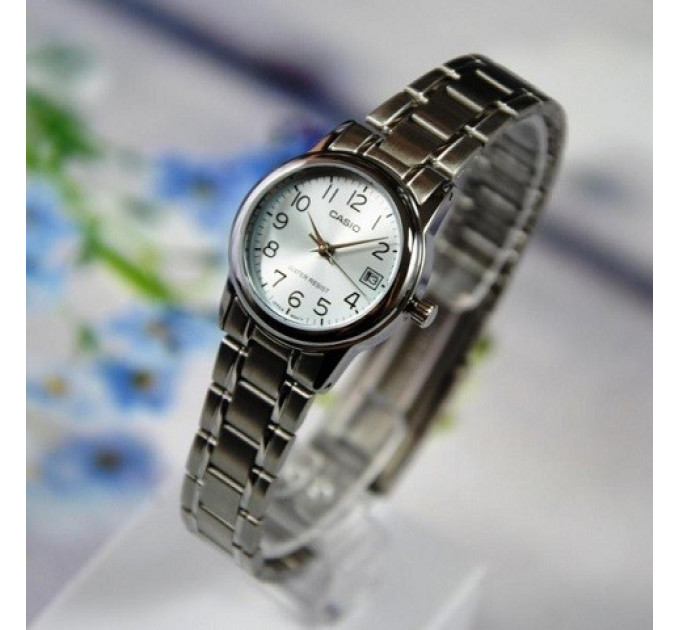 Купити ГОДИННИК CASIO LTP-V002D-2BUDF ⌚ Наручні годинники на fabrikachasov.com ⭐ Безкоштовна доставка по Україні від 3000 грн ✈ Гарантія ✔ 10.000 моделей. Знижки!