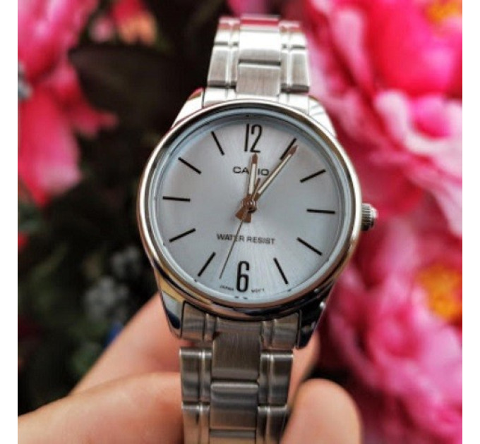 Купити ГОДИННИК CASIO LTP-V005D-2BUDF ⌚ Наручні годинники на fabrikachasov.com ⭐ Безкоштовна доставка по Україні від 3000 грн ✈ Гарантія ✔ 10.000 моделей годинників кращих брендів!