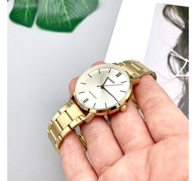 Купити ГОДИННИК CASIO LTP-VT01G-9B ⌚ Наручні годинники на fabrikachasov.com ⭐ Безкоштовна доставка по Україні від 3000 грн ✈ Гарантія ✔ 10.000 моделей. Знижки!