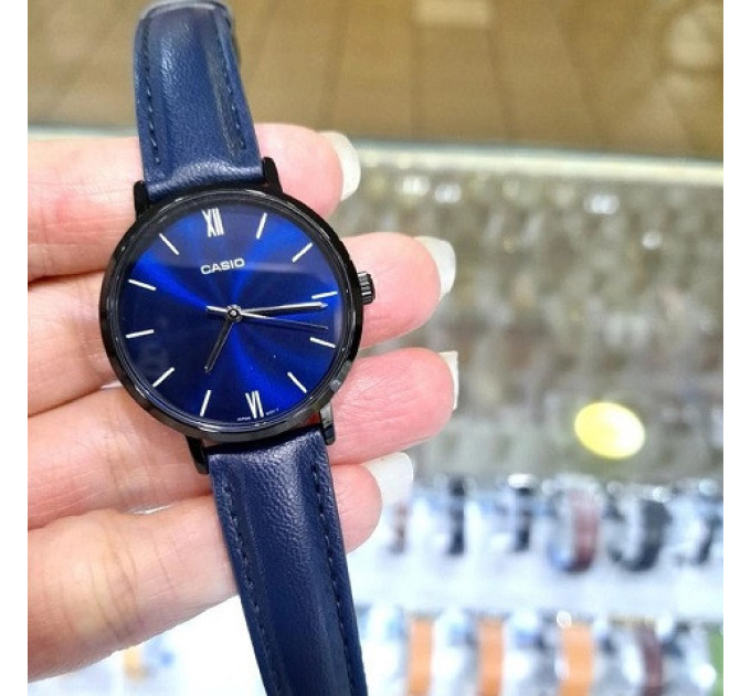 Купити ГОДИННИК CASIO LTP-VT02BL-2A ⌚ Наручні годинники на fabrikachasov.com ⭐ Безкоштовна доставка по Україні від 3000 грн ✈ Гарантія ✔ 10.000 моделей годинників кращих брендів!
