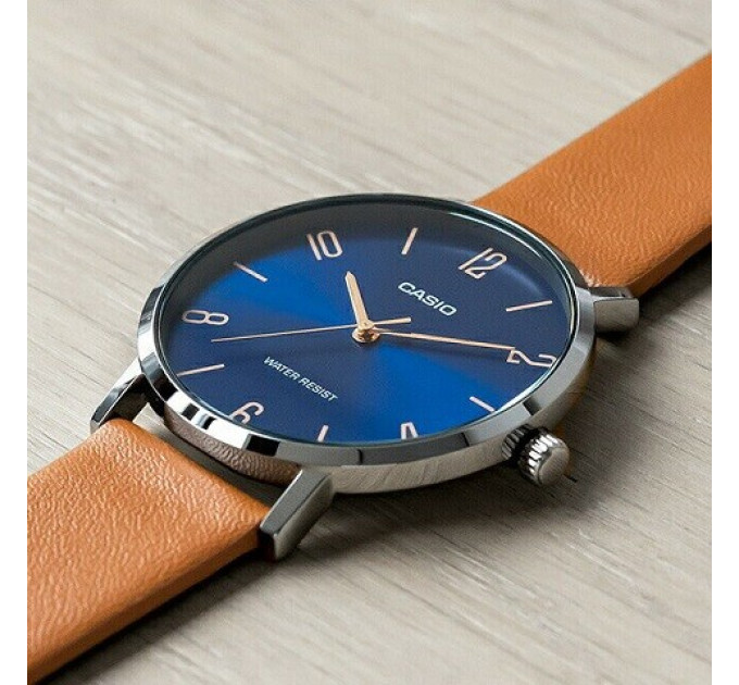 Купити ГОДИННИК CASIO MTP-VT01L-2B2 ⌚ Наручні годинники на fabrikachasov.com ⭐ Безкоштовна доставка по Україні від 3000 грн ✈ Гарантія ✔ 10.000 моделей годинників кращих брендів!