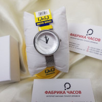 ГОДИННИК Q&Q QZ41J207Y