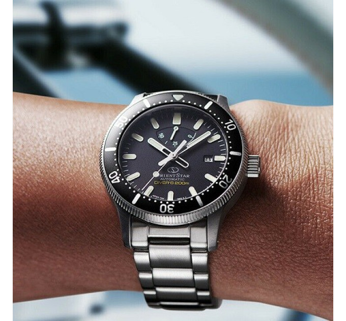 Купить Часы ORIENT RE-AU0301B00B ⌚ Наручные часы на fabrikachasov.com ⭐ Бесплатная доставка по Украине от 3000 грн ✈ Гарантия ✔ 10.000 моделей часов лучших брендов!