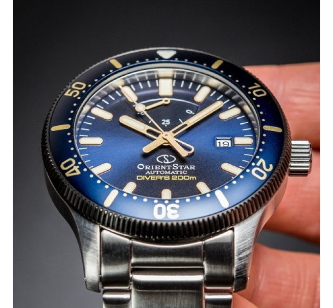 Купити ГОДИННИК ORIENT RE-AU0304L00B ⌚ Наручні годинники на fabrikachasov.com ⭐ Безкоштовна доставка по Україні від 3000 грн ✈ Гарантія ✔ 10.000 моделей годинників кращих брендів!