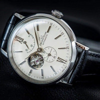 ГОДИННИК ORIENT RE-AV0002S00B