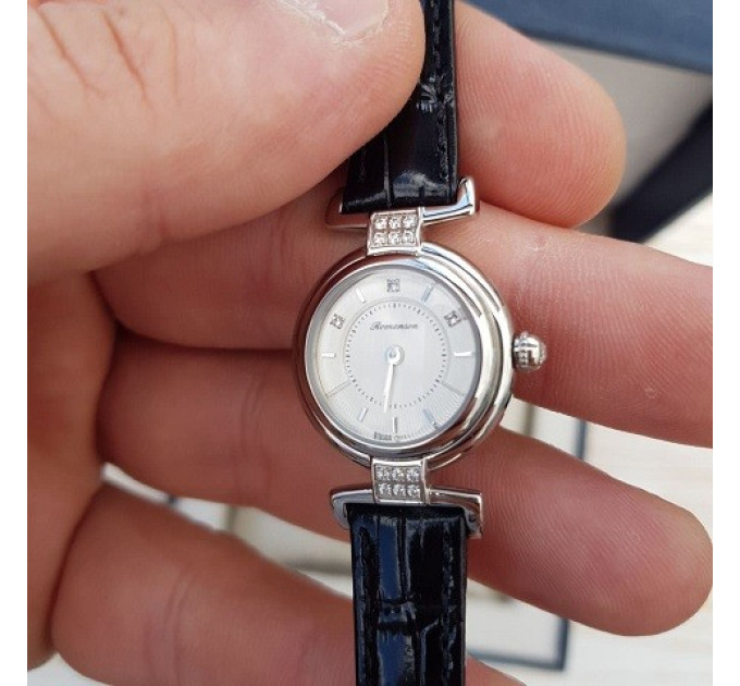 Купити ГОДИННИК ROMANSON RL6A33QLBWASR1 ⌚ Наручні годинники на fabrikachasov.com ⭐ Безкоштовна доставка по Україні від 3000 грн ✈ Гарантія ✔ 10.000 моделей. Знижки!