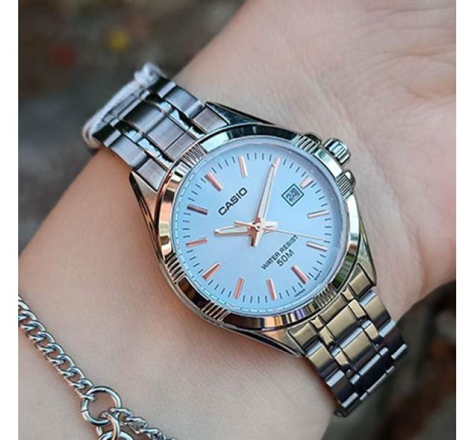 Купить Часы CASIO LTP-1308D-2AVDF ⌚ Наручные часы на fabrikachasov.com ⭐ Бесплатная доставка по Украине от 3000 грн ✈ Гарантия ✔ 10.000 моделей часов лучших брендов!